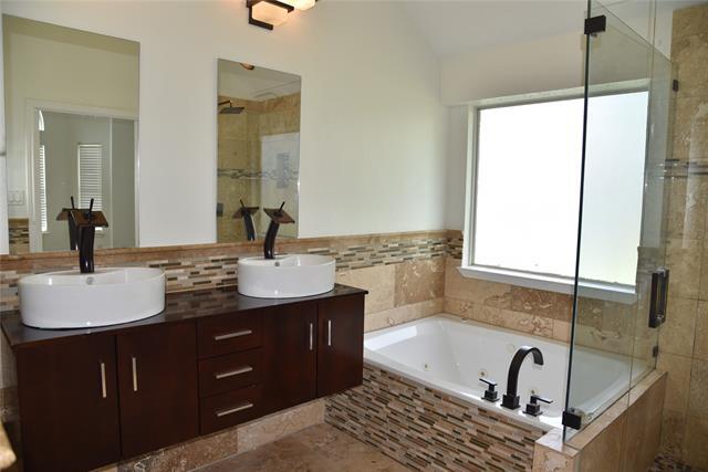 Building Photo - 5880 Baker Dr