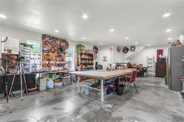 Building Photo - 408 S Center St
