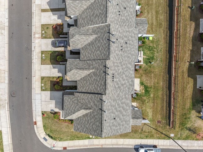 Building Photo - 1631 Glacier Dr