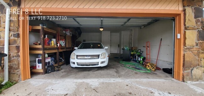 Building Photo - 1435 S 124th E Ave