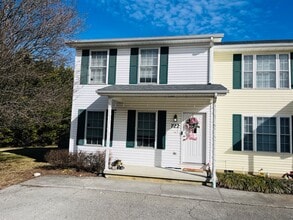 Building Photo - * RE-RENTAL AVAILABLE ON 6/1/26 *2 Bedroom, 2.5 Bath Townhouse