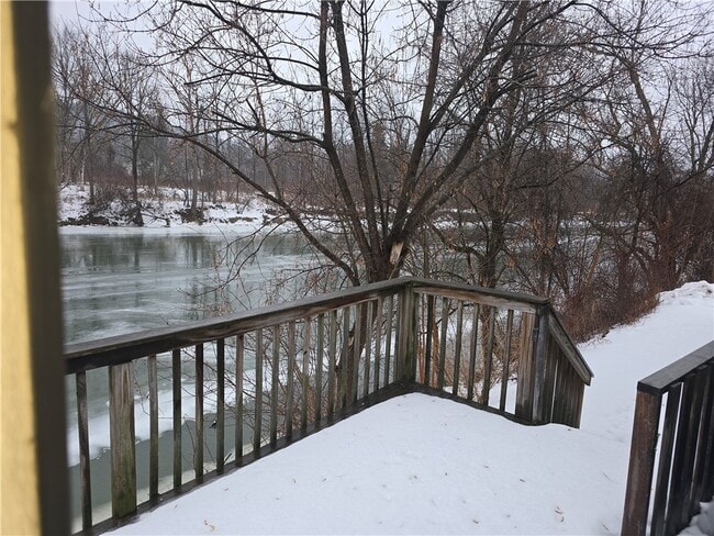 Building Photo - 34 Water St