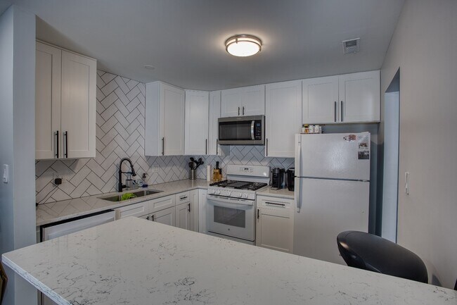 Building Photo - 1732 Harrow Ct