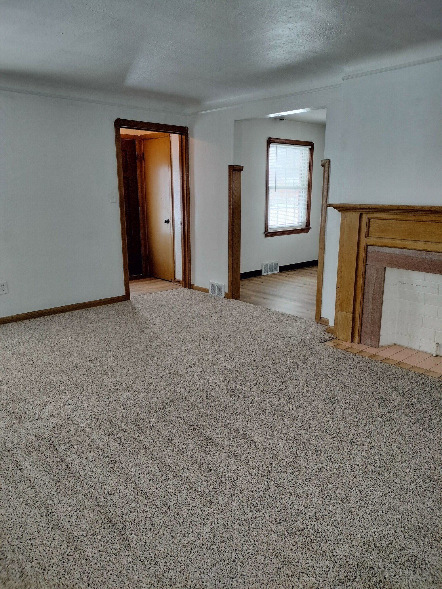 Building Photo - 8306 Essen Ave