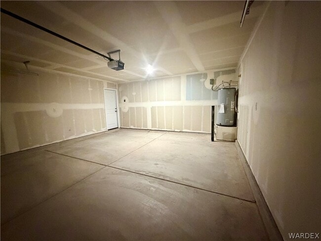 Building Photo - 2388 Tapatio Dr