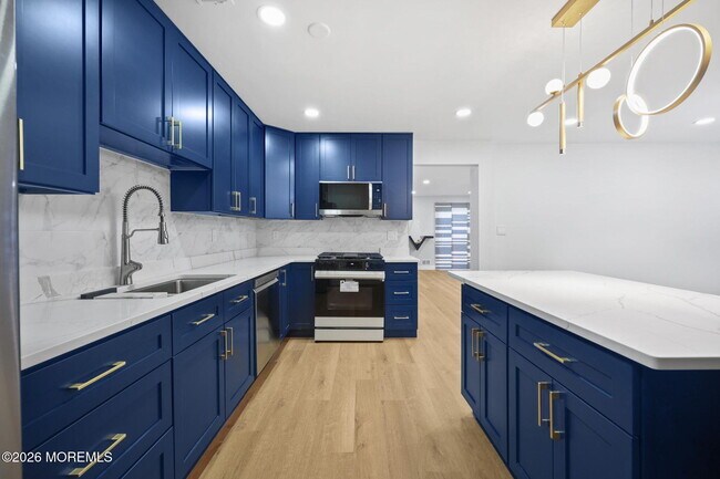 Building Photo - 1115 Roseberry Ct