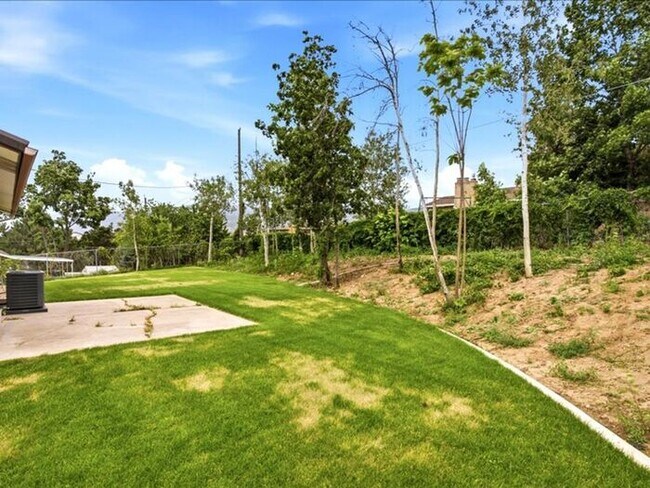 Building Photo - BOUNTIFUL New Remodeled 4 bed 3 bath home