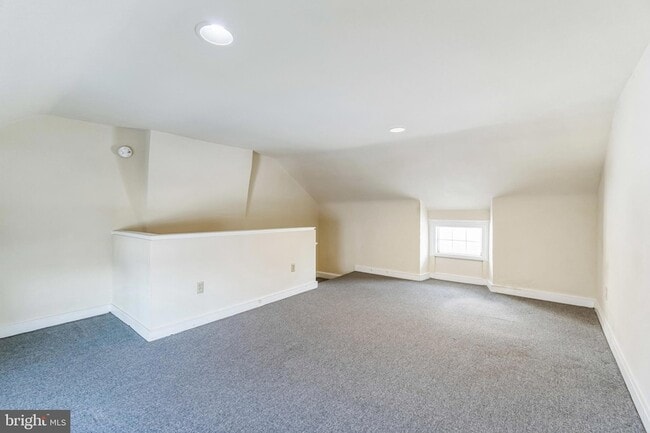 Building Photo - 4543 Baker St
