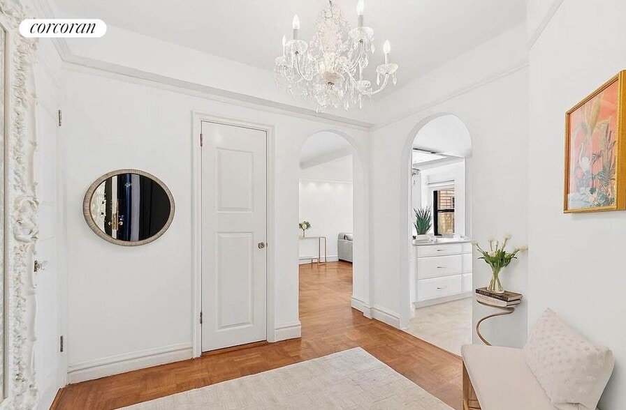 Building Photo - 235 W End Ave