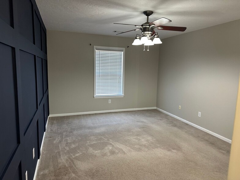 Building Photo - 403 Regency Park Drive