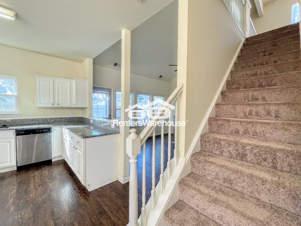 Building Photo - 3711 Bay Crescent