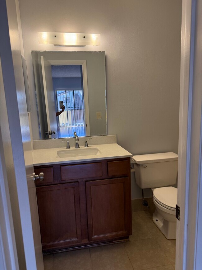 Building Photo - 3541 E Fort King St