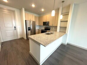 Building Photo - 125 S Standridge Blvd