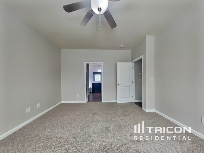 Building Photo - 1026 Eldon Ln