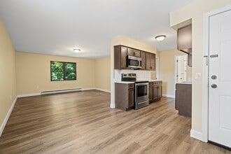 Building Photo - 417 Boulevard