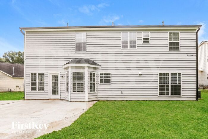Building Photo - 2577 Governors Pointe Ct NE