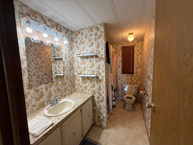 Building Photo - 61144 Bryan Rd