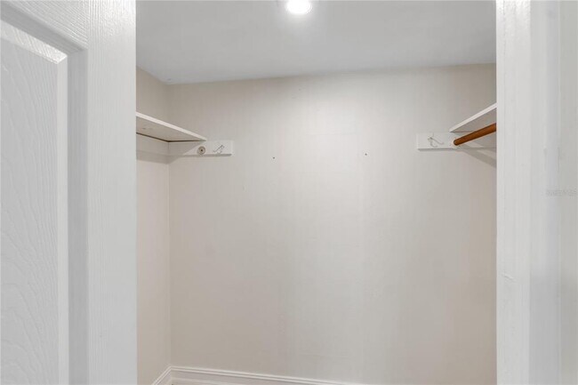 Building Photo - 3835 Almeria Ave