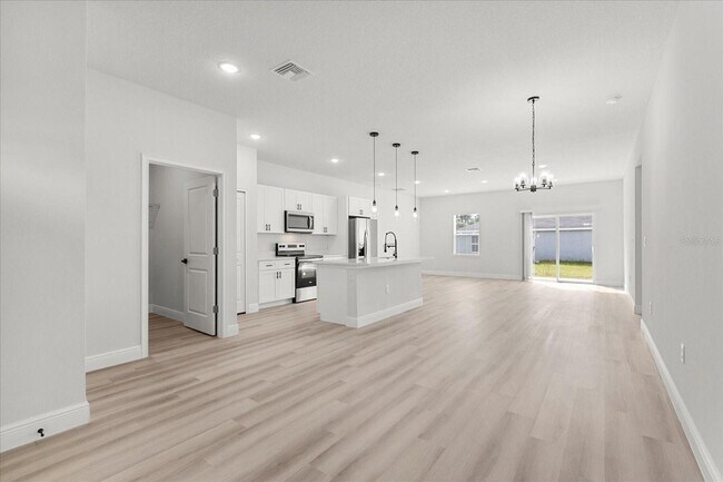 Building Photo - 4016 SW 151st St