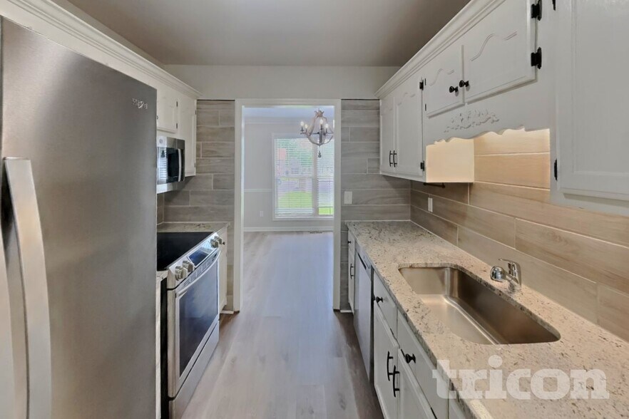 Building Photo - 6009 Plateau Ct