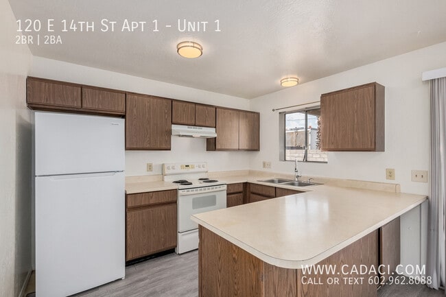 Building Photo - 120 E 14th St