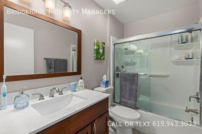 Building Photo - 1095 Shadowridge Dr