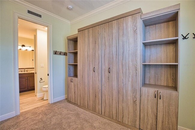 Building Photo - 830 The Esplanade N