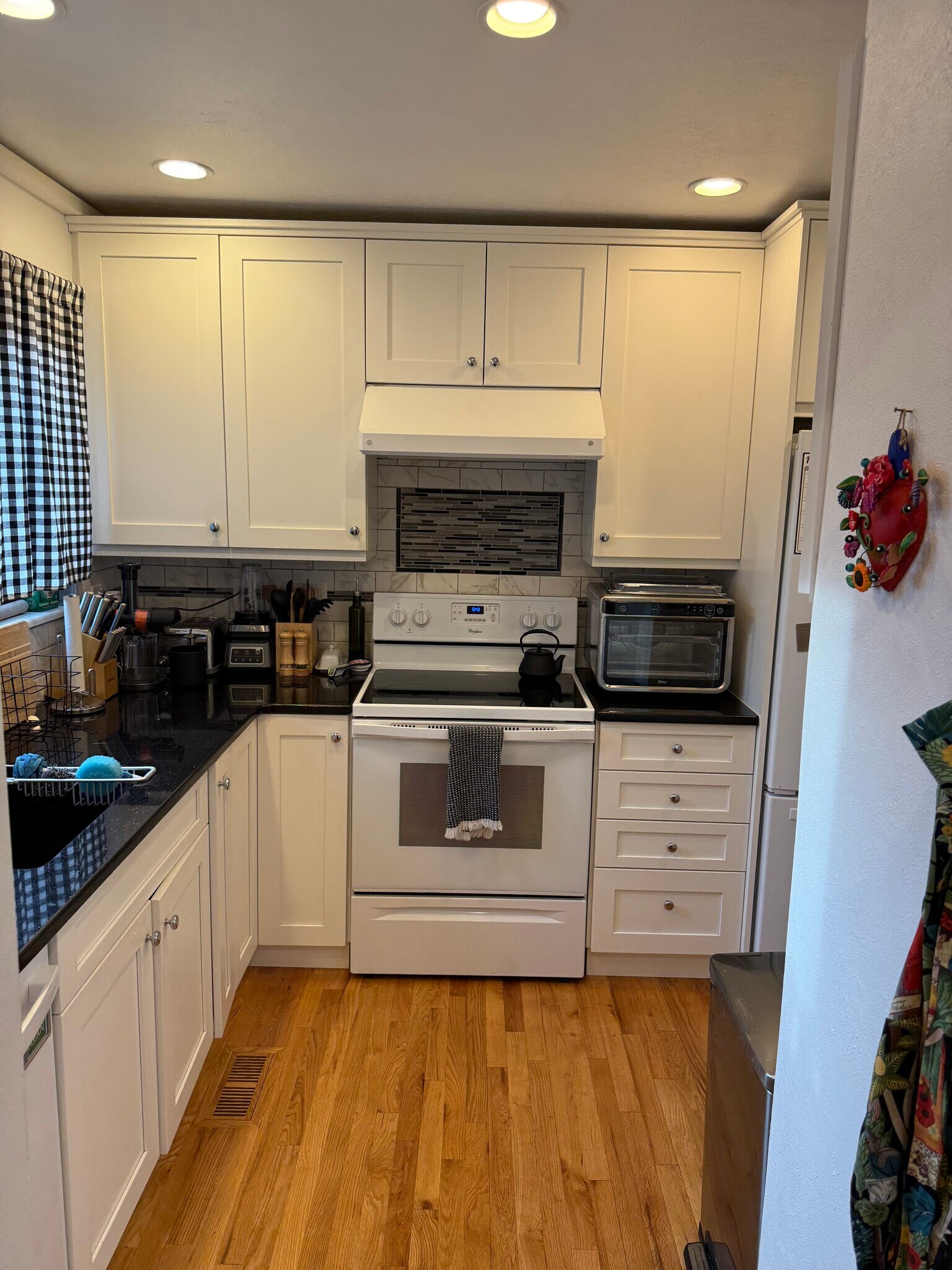 Kitchen 2 - 8960 Carr St