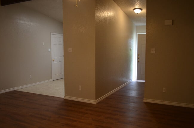 Building Photo - This 3 Bedroom Home with Fireplace is a must see!