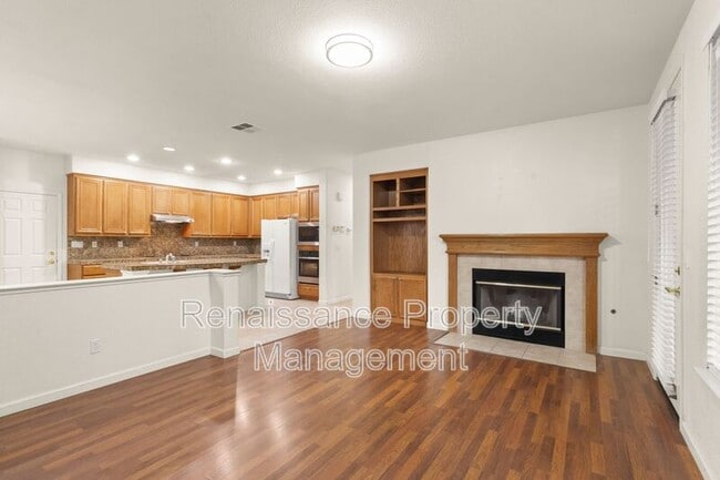 Building Photo - 492 Quail Run Cir