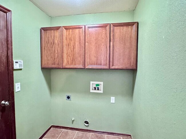 Building Photo - 16401 Osceola Trail