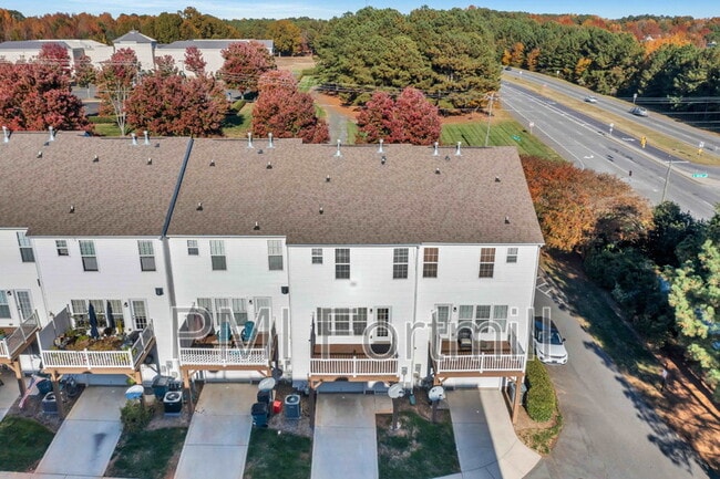 Building Photo - 15744 Kensington Palace Ln