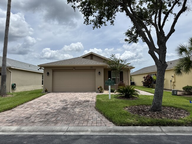 Building Photo - 304 Acadia Dr
