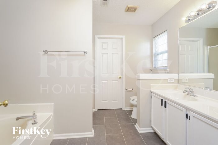 Building Photo - 107 Salem Pl Ct