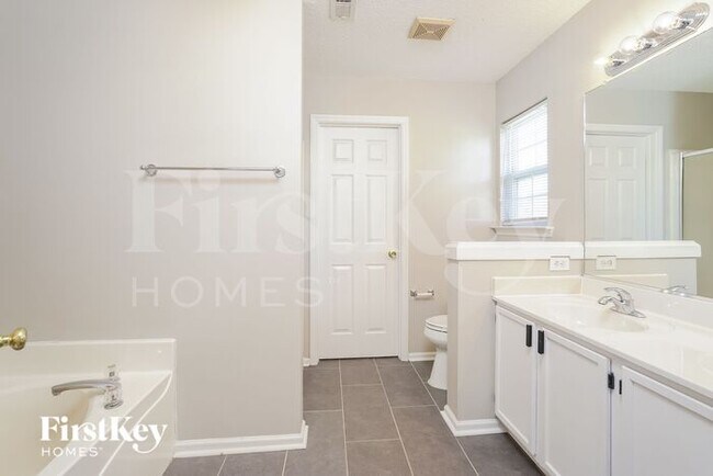 Building Photo - 107 Salem Pl Ct