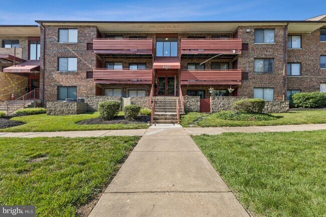 Building Photo - 6437 Richmond Hwy