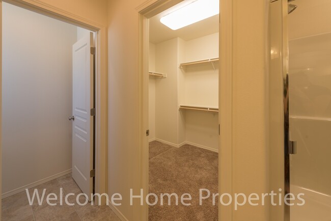 Building Photo - Beautiful Home in a Secluded Neighborhood