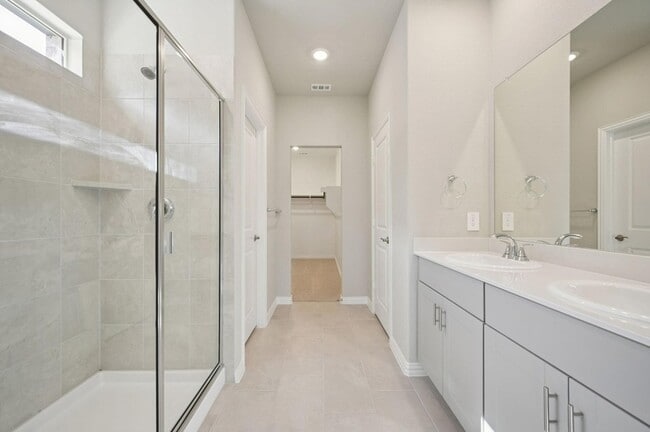 Building Photo - 1412 Bridgestone Dr