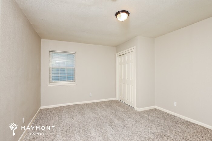 Building Photo - 1113 Westmoreland Dr