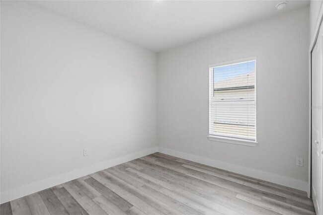 Building Photo - 16475 SE 89th Terrace