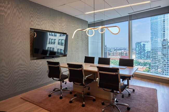 Building Photo - 1000 S Michigan Ave