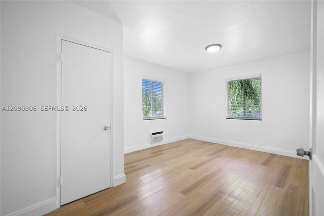 Building Photo - 272 NE 53rd St