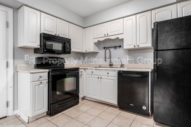 Building Photo - 1340 Baja Ln