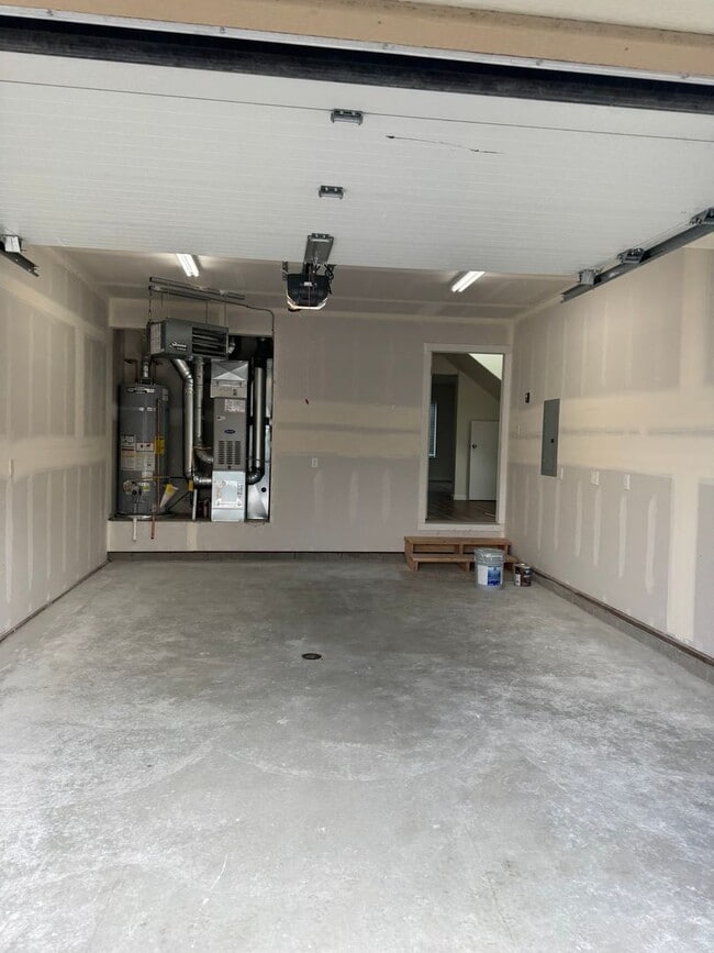 Building Photo - 8111 Northwind Ave