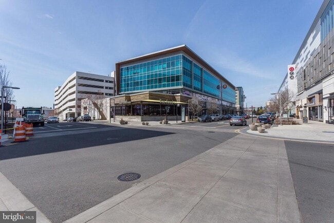 Building Photo - 2942 Yarling Ct