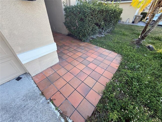 Building Photo - 1976 Willow Wood Dr