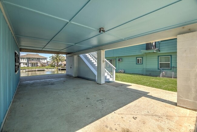 Building Photo - 606 Warsaw Dr