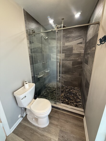 Building Photo - 381 Ortega Ln