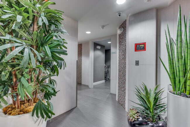 Building Photo - 235 NE 1st St