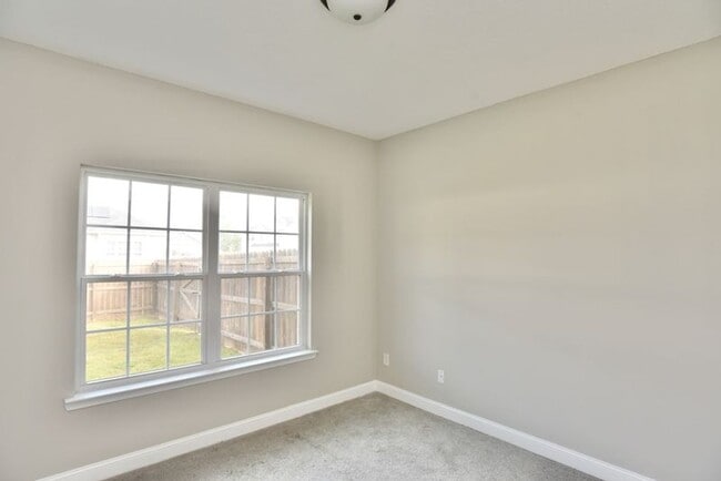 Building Photo - 128 Brasher Dr